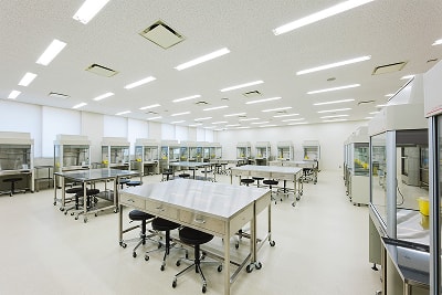 神戸薬科大学注射剤調製室